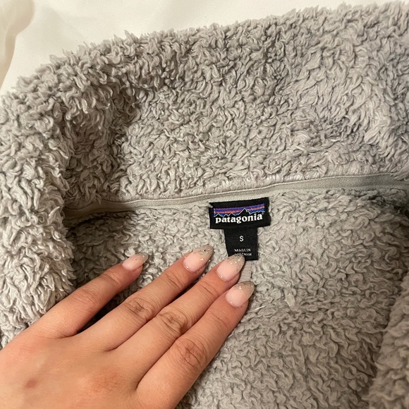 Patagonia Sherpa Sweater - Picture 3 of 5